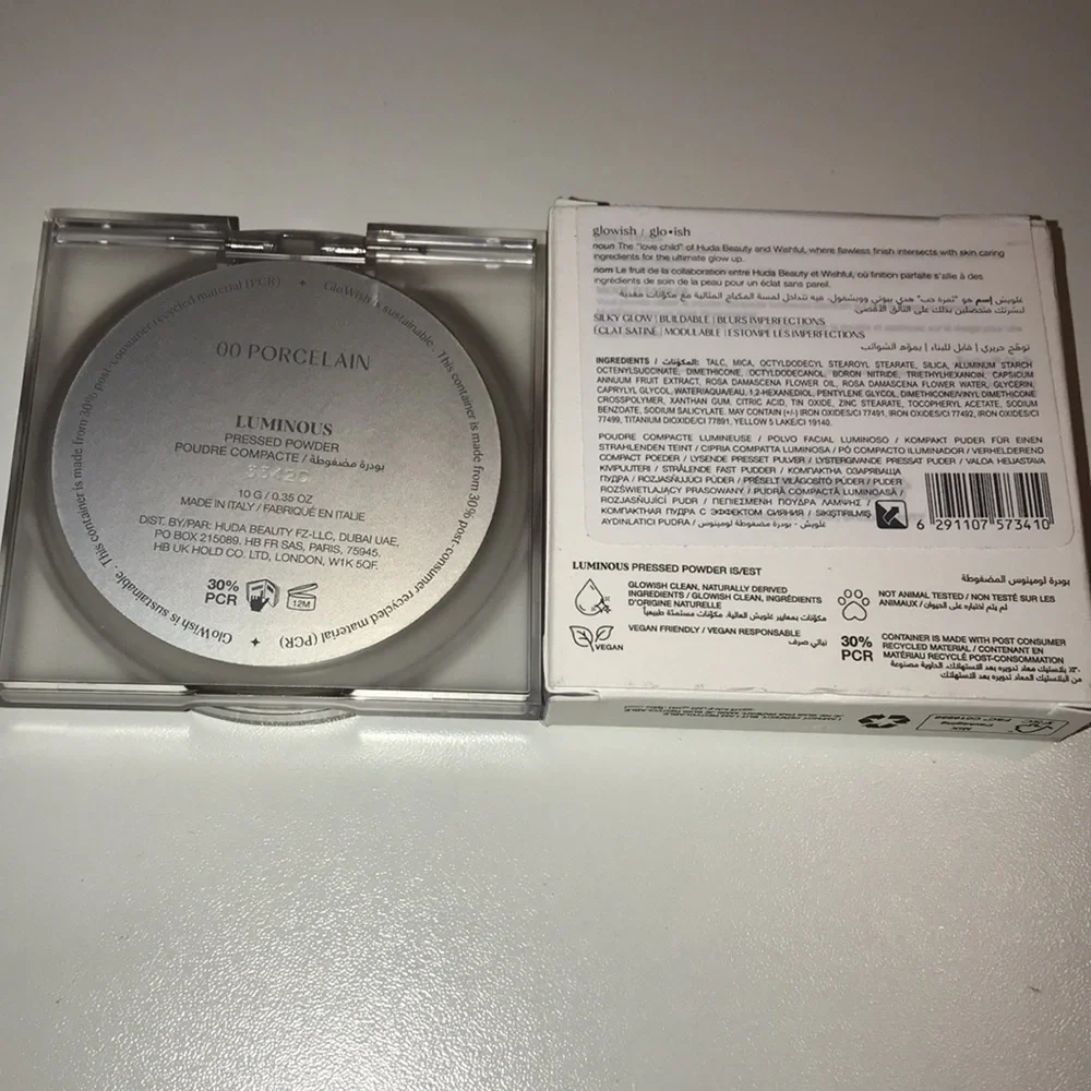 HUDA GLOWISH LUMINOUS PRESSED POWDER 00 porcelain NEW